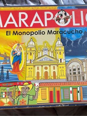 Marapolio El Monopolio Maracucho Board Game - Colorful Yellow Red Blue Artwork